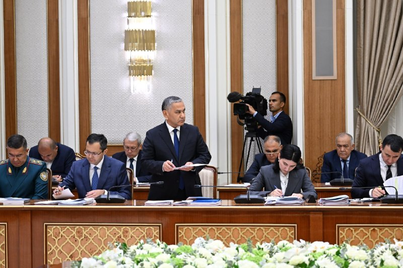 Yig‘ilishda “mahalla yettiligi” ishini yangicha tashkil etish masalasiga alohida e’tibor qaratildi.